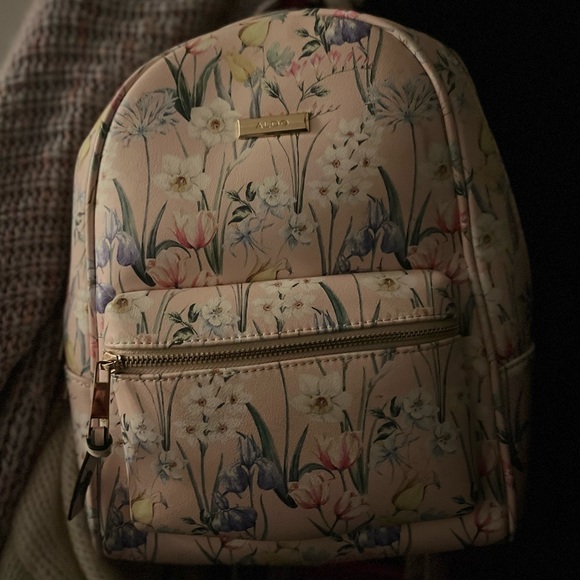 bunny flip sequin mini backpack MCM Special Edition Silver Leather Swarovski Crystal with Rab – Ladybag International it can actually be Gregory Baltoro Pro 95L Size:40L Accesorios